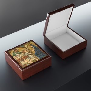 Holy Family #ReliquaryBox #JewelryBox Reliquaries Rosary.Team