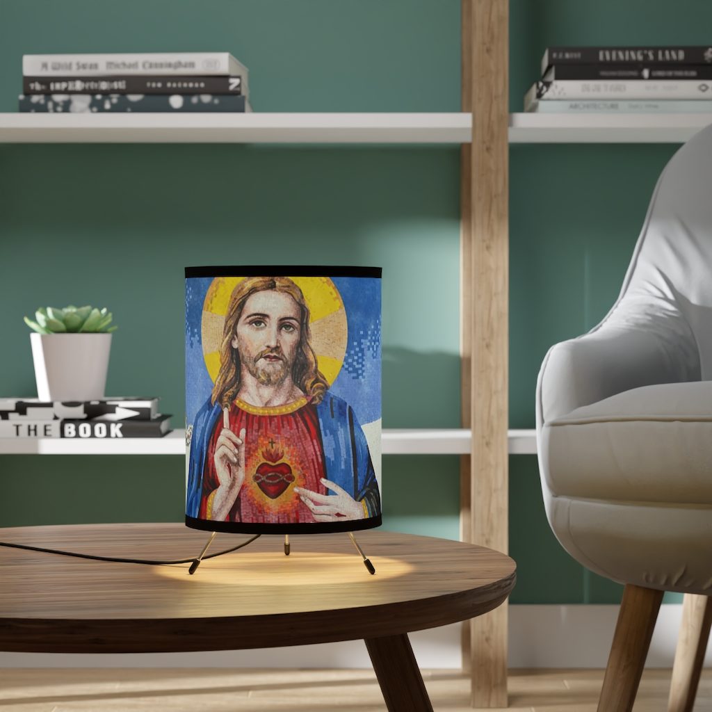 Sacred Heart  – Tripod #Lamp