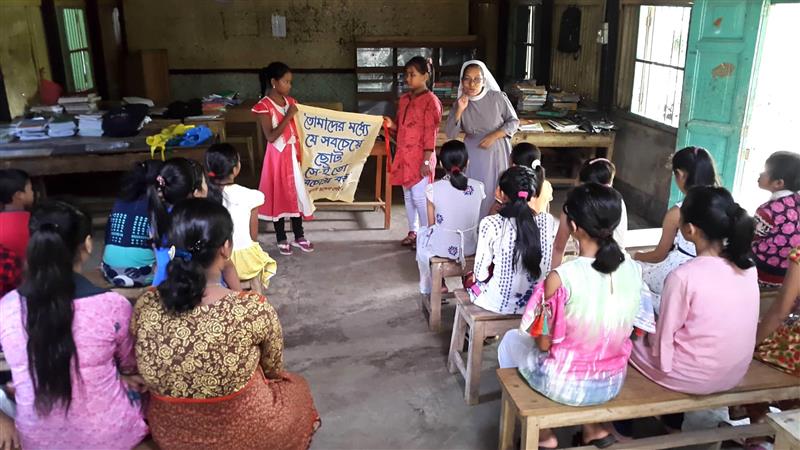 Sister Zita Rema teaches catechism to children. | Credit: Photo courtesy of Sister Zita Rema