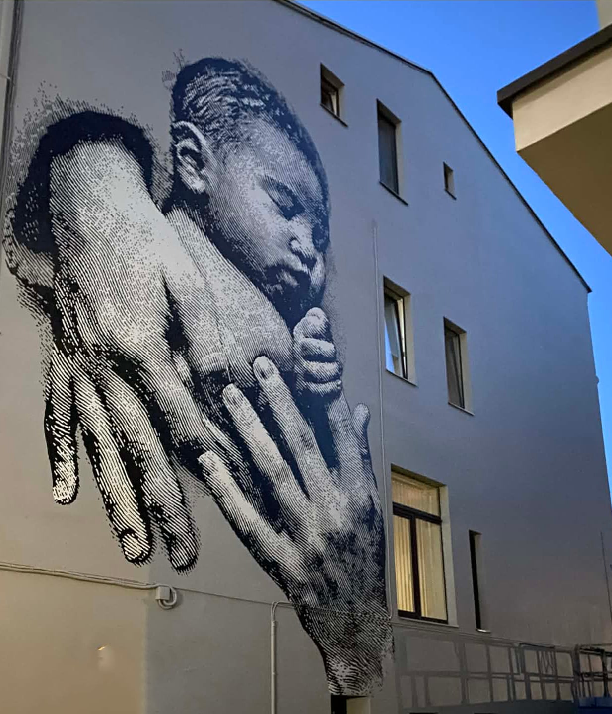 Lithuanian families rally to save pro-life maternity home blessed by John Paul II
