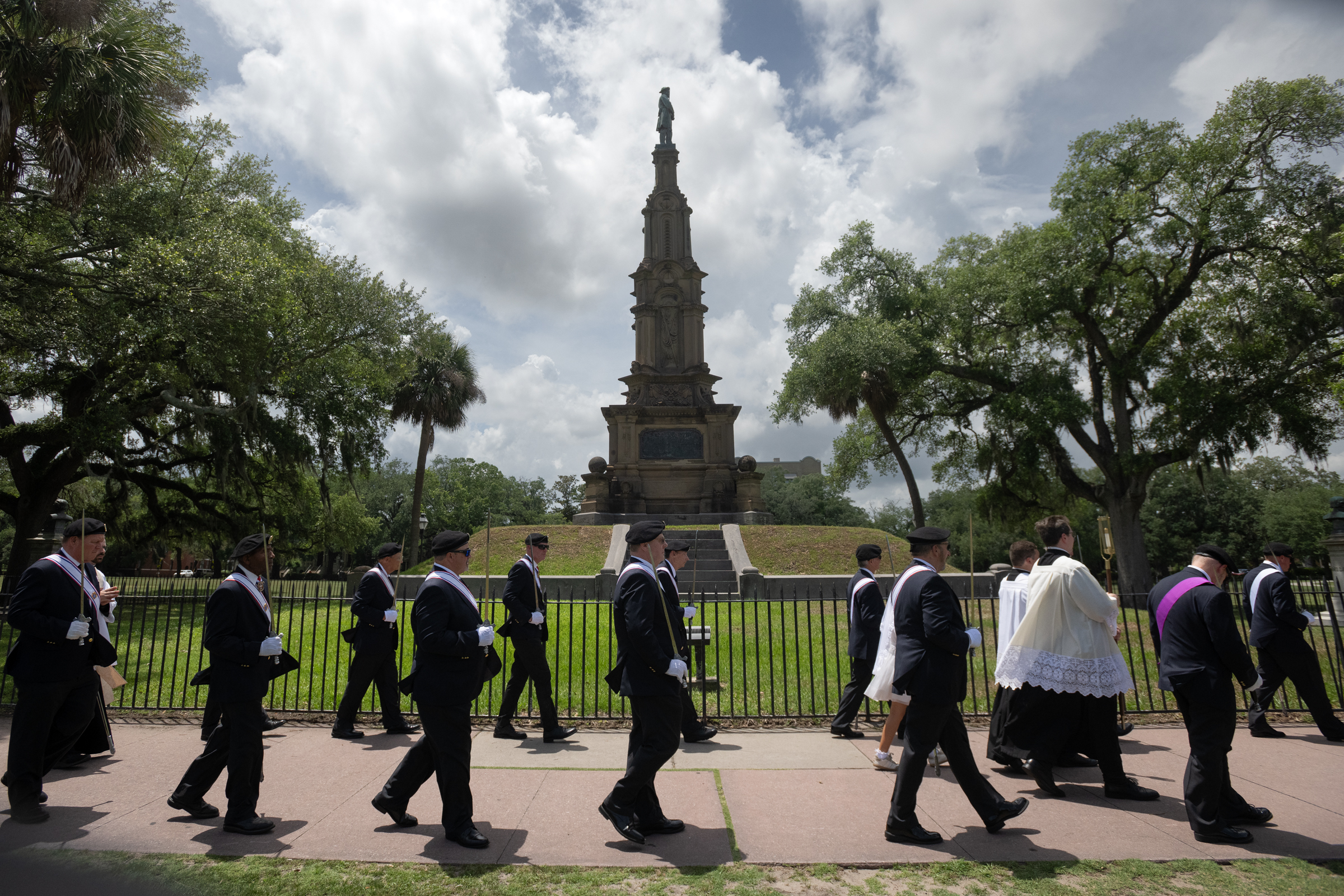 Knights of Columbus members process past the Confederate Memorial in Forsyth Park during a Eucharistic procession in Savannah, Georgia, on May 27, 2026. | Credit: Jeffrey Bruno
