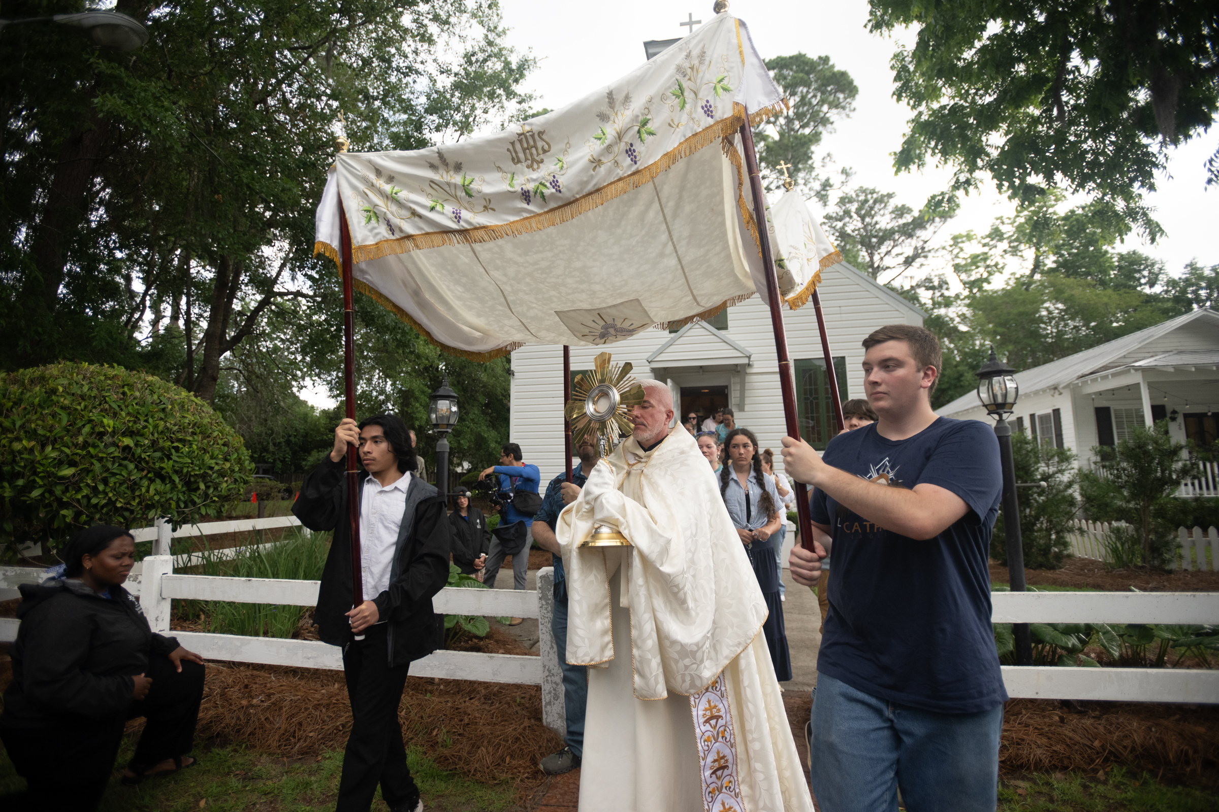 PHOTOS: National Eucharistic Pilgrimage processes through historic Savannah, Georgia