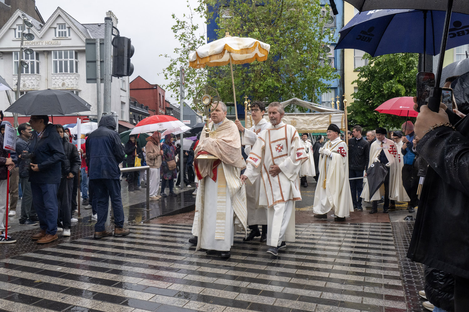 5,000 faithful converge in Cork, Ireland, for 100th Eucharistic procession