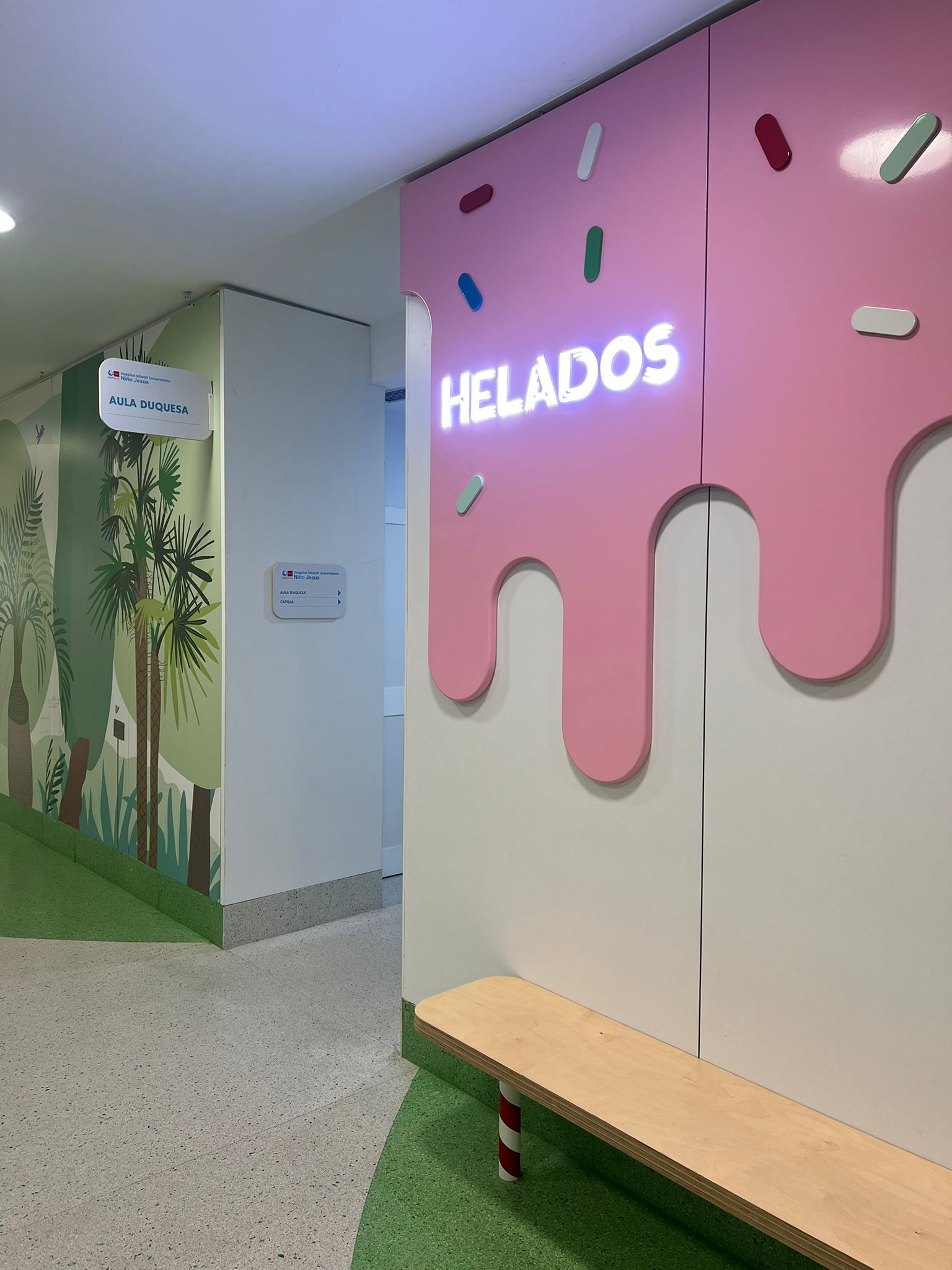 A room in the Child Jesus Children’s Hospital in Madrid imitates an ice cream parlor. | Credit: Almudena Martínez-Bordiú/ACI Prensa