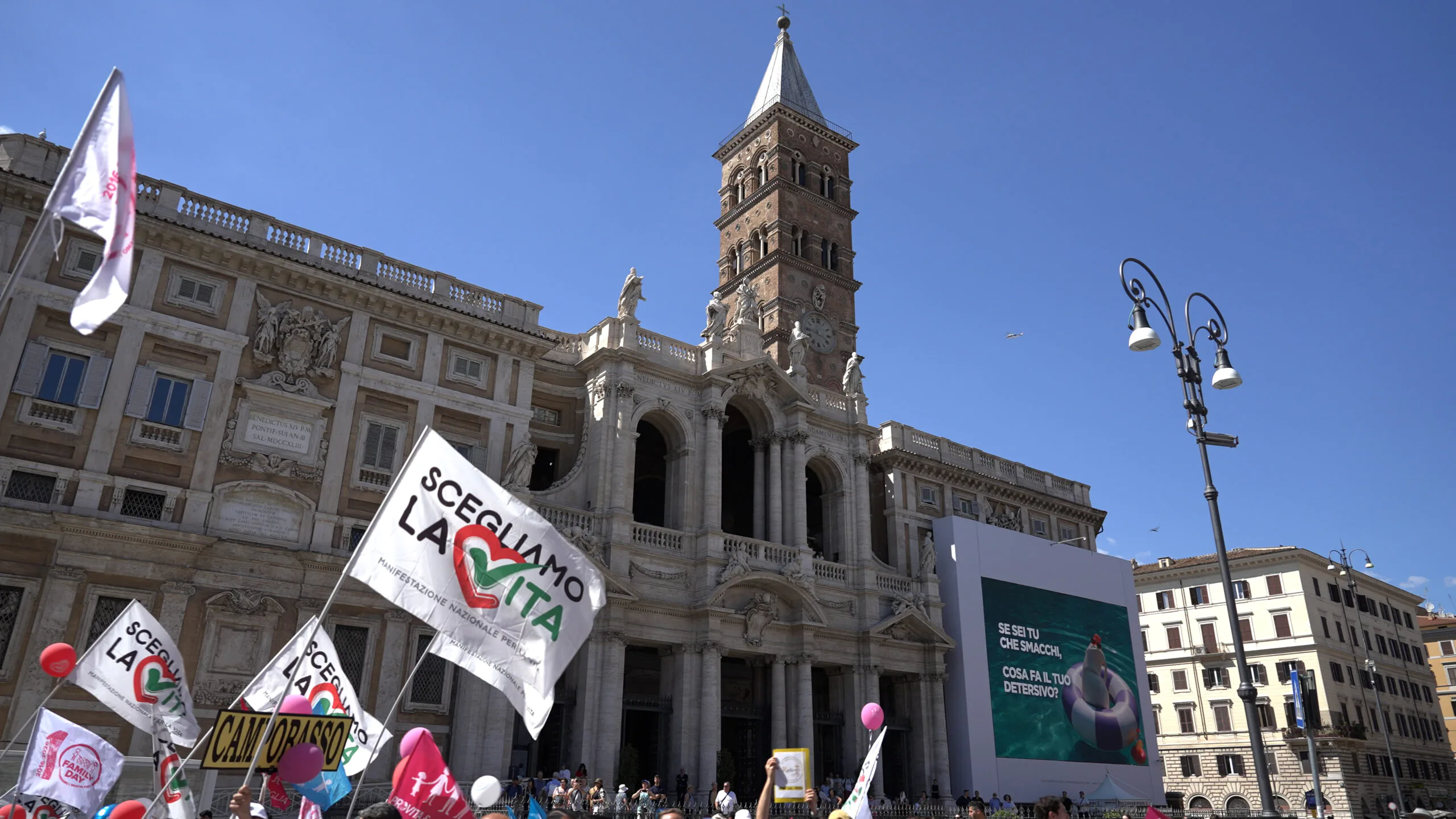 Life is beautiful: Thousands join annual pro-life march in Rome