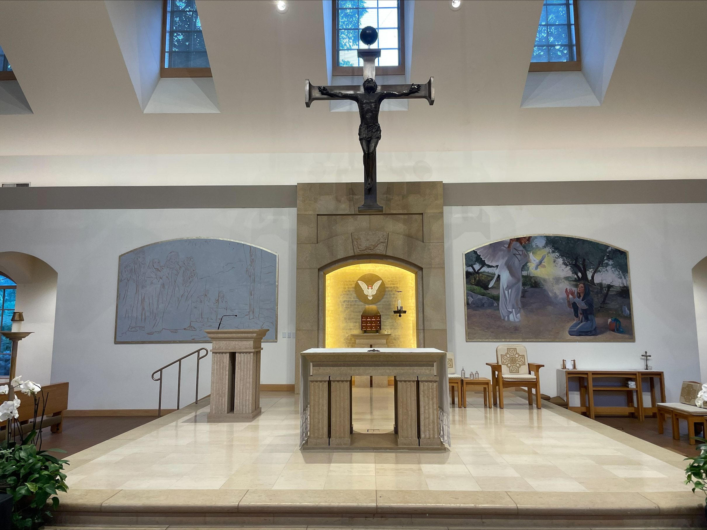 Parish pays tribute to Annunciation shooting victims through sacred fresco