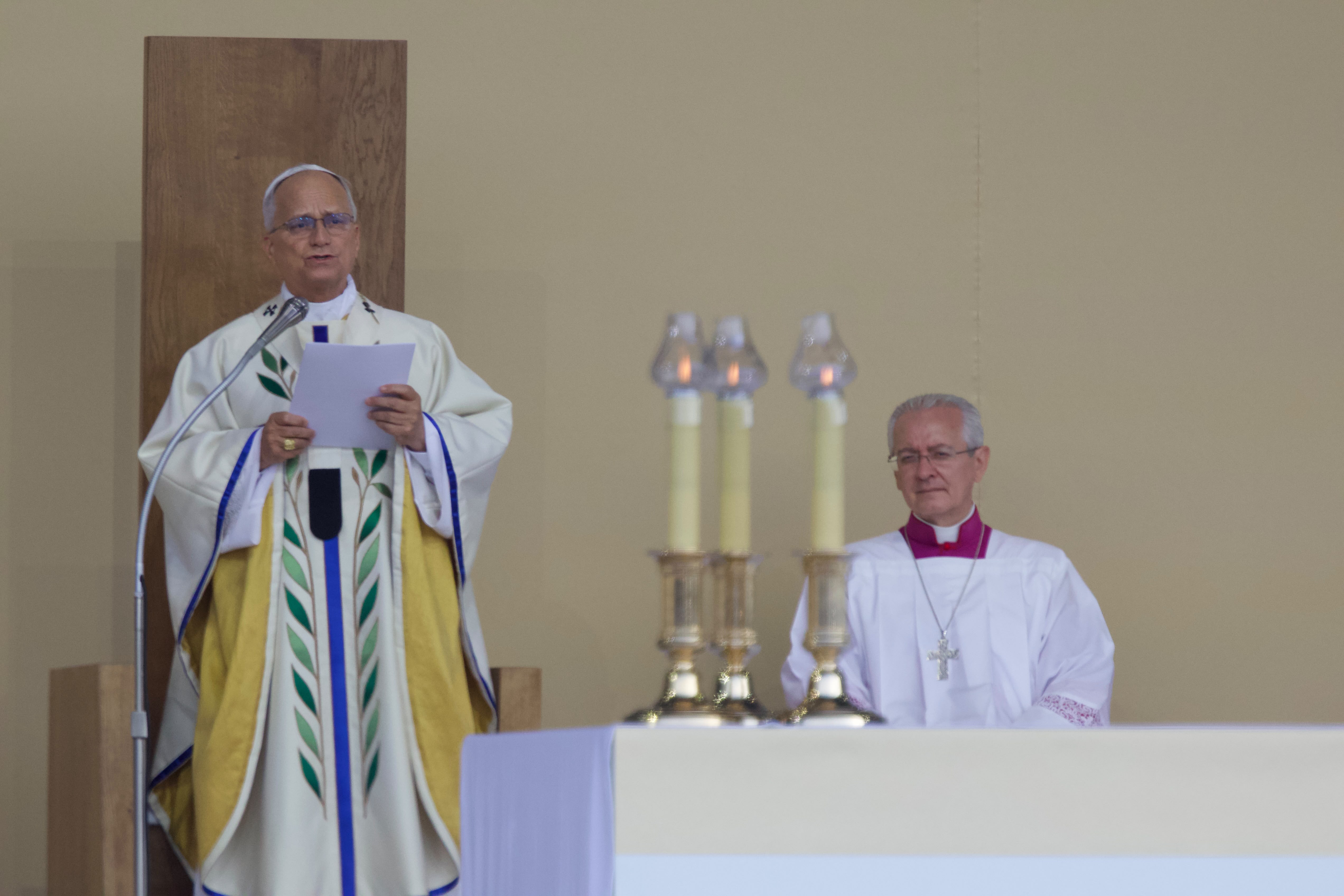 Pope Leo XIV gives his homily during the open-air Mass on Sept. 26, 2026, in Paris. | Credit: Daniel Ibáñez/EWTN News