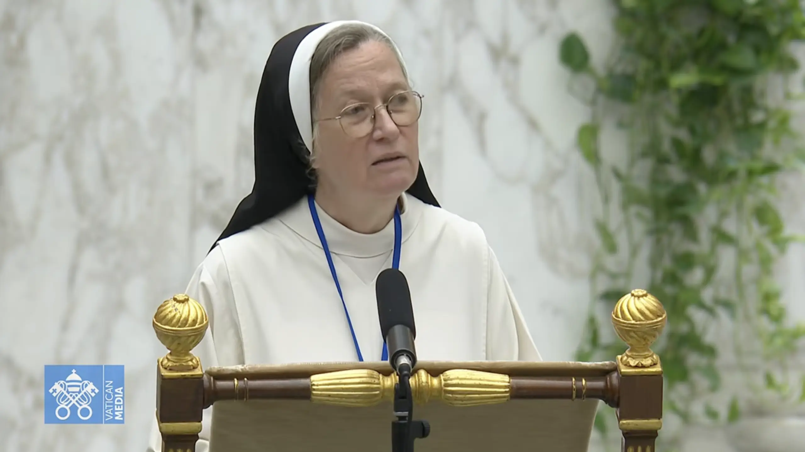 ‘Amoris Laetitia’ is consistent with Church teaching, sister tells pope and bishops